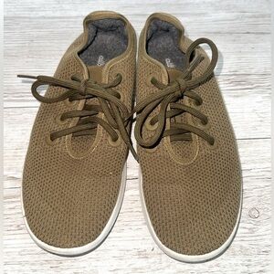 Allbirds Tree Runners OliveArmy Green Sneakers Shoes Women’s Sz. 9